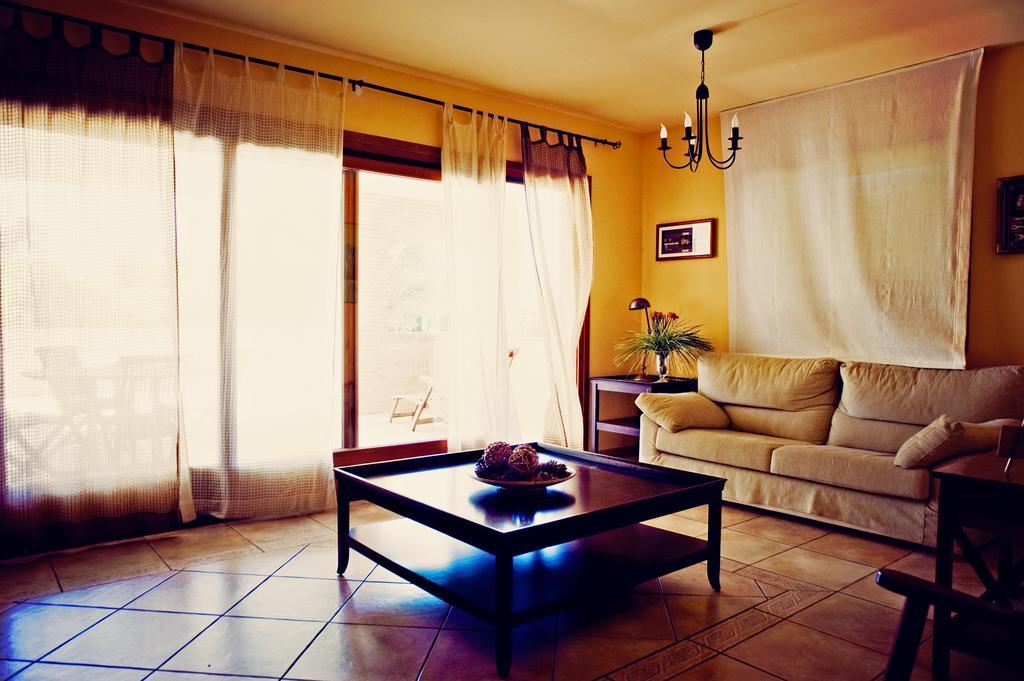 Apartment Bonmont Bonmont Terres Noves Szoba fotó