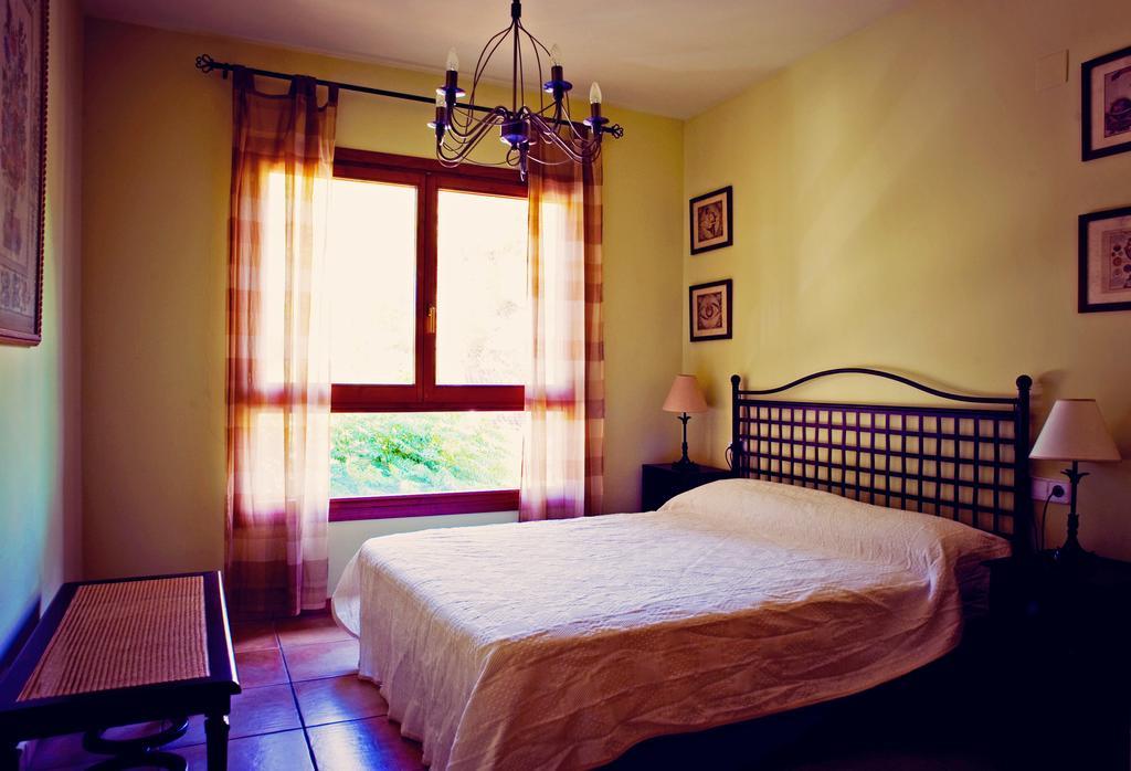 Apartment Bonmont Bonmont Terres Noves Szoba fotó